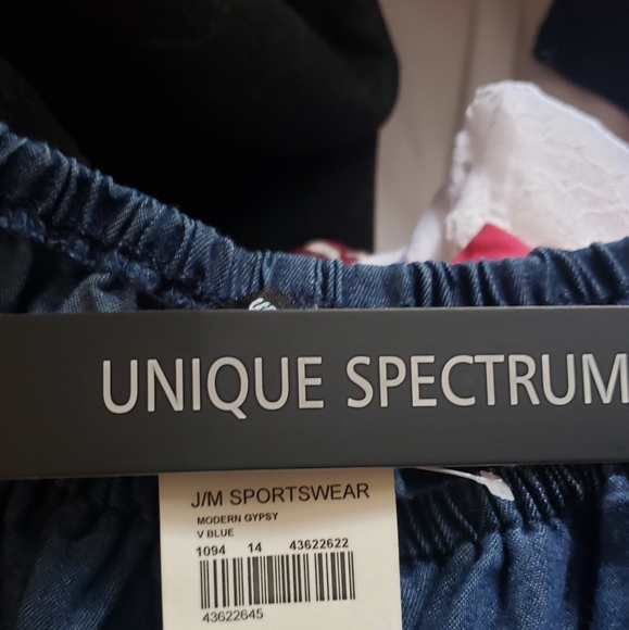 Unique spectrum blue jean top - Picture 4 of 4